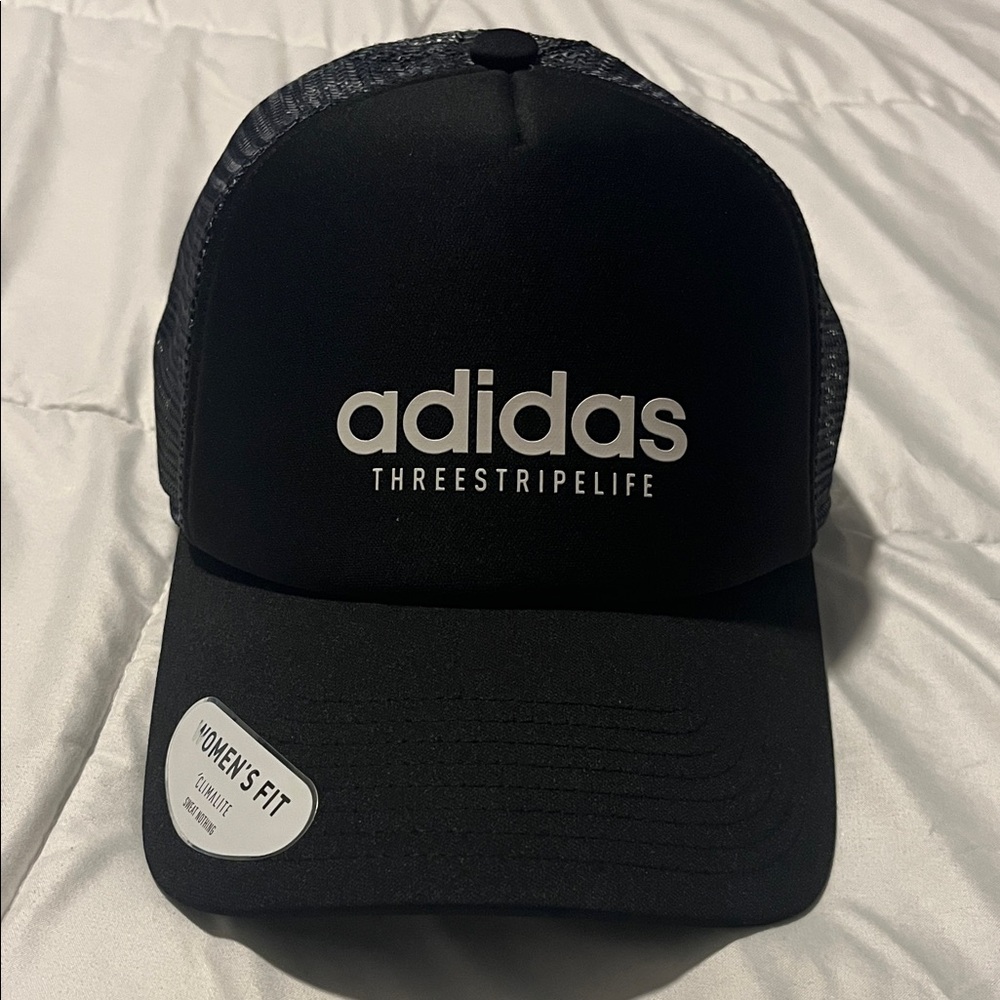Adidas Black Women's Fit Cap with Logo
